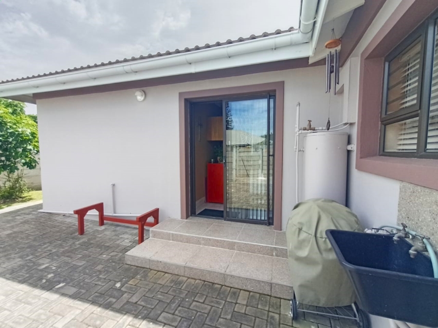 2 Bedroom Property for Sale in Humansdorp Eastern Cape